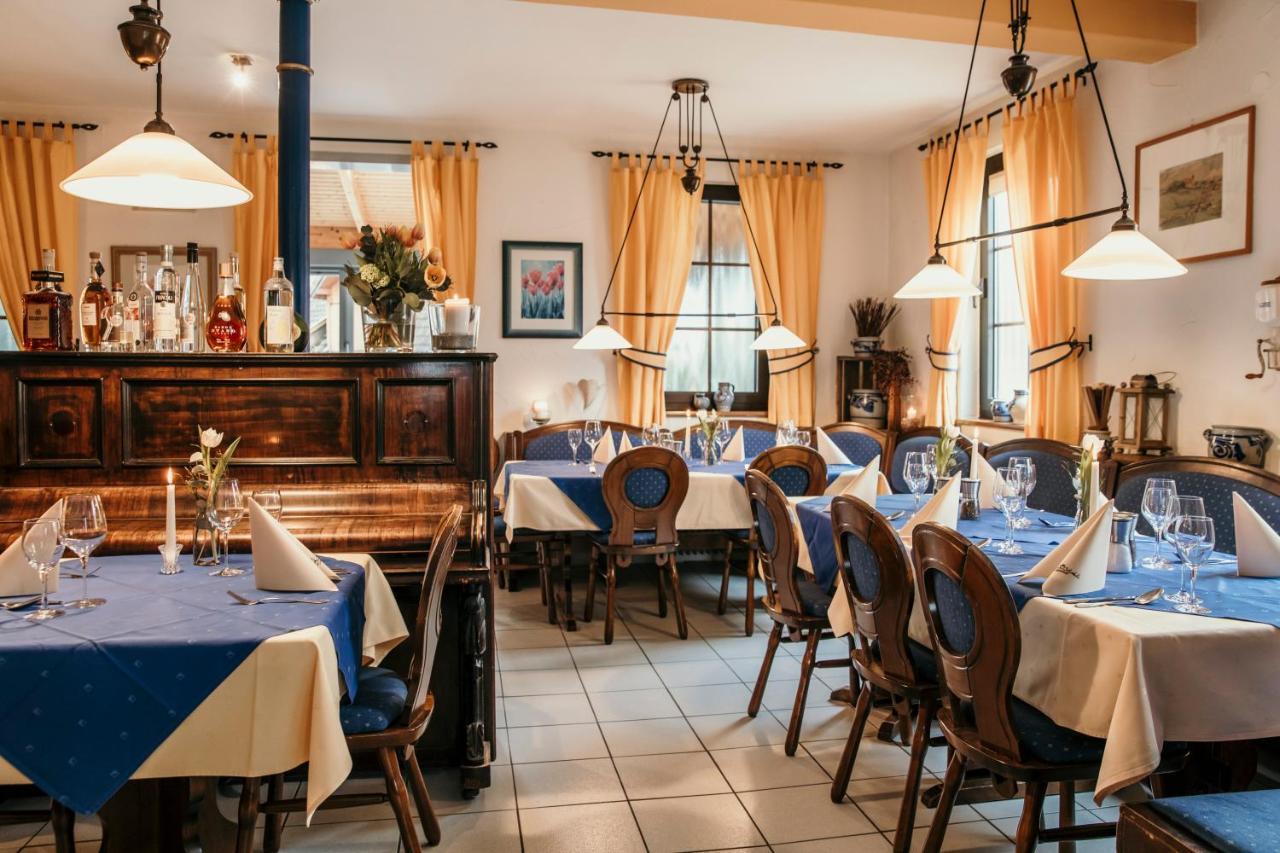 Landgasthof Krone Möckmühl Екстериор снимка
