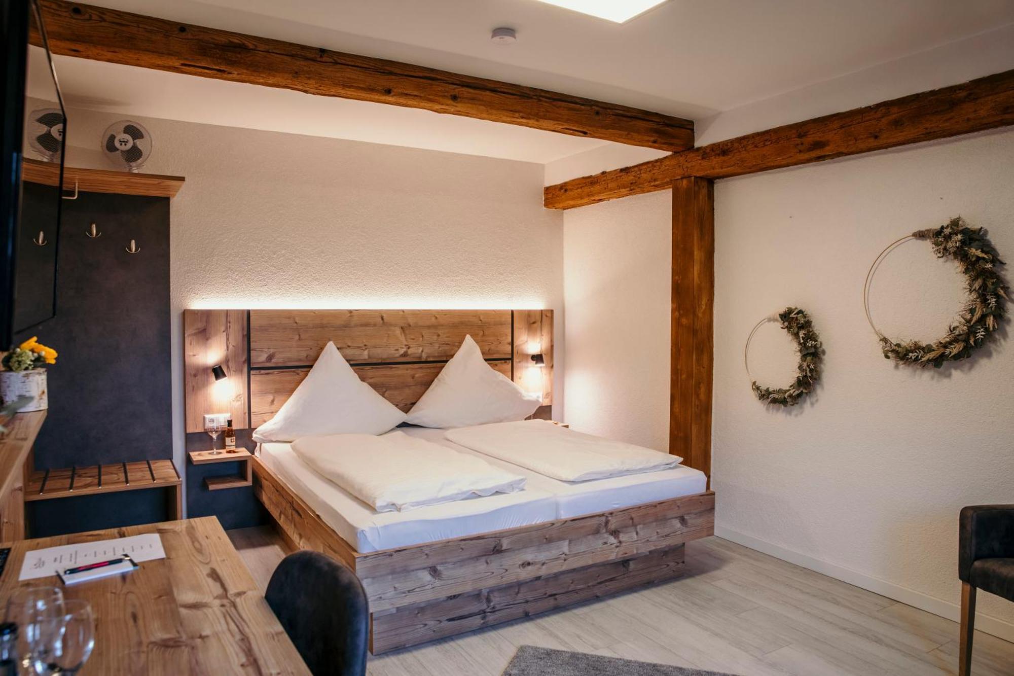 Landgasthof Krone Möckmühl Екстериор снимка